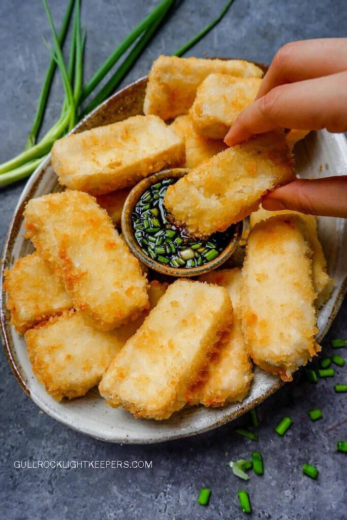 เต้าหู้กรอบ ซอสต้นหอมหวาน