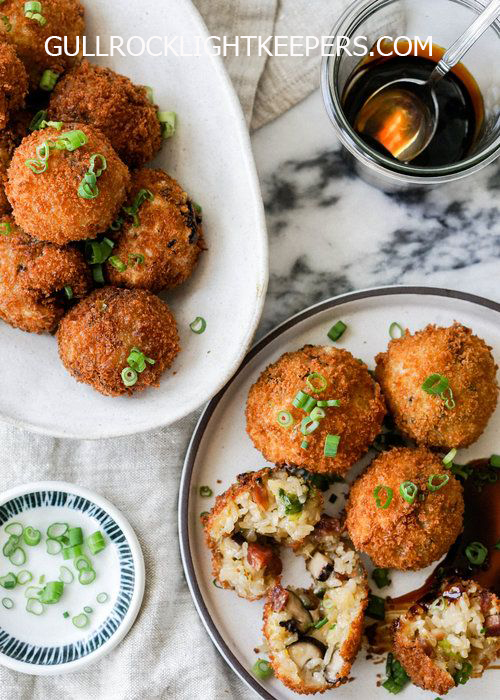 Arancini ไส้เห็ดทรัฟเฟิล ลูกบอลข้าวที่ยกระดับด้วยกลิ่นดินหอม