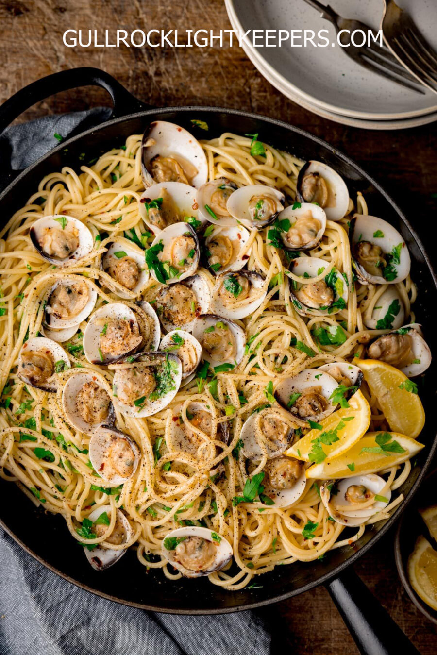 สปาเก็ตติ อัลเล วองโกเล่ (Spaghetti alle Vongole)