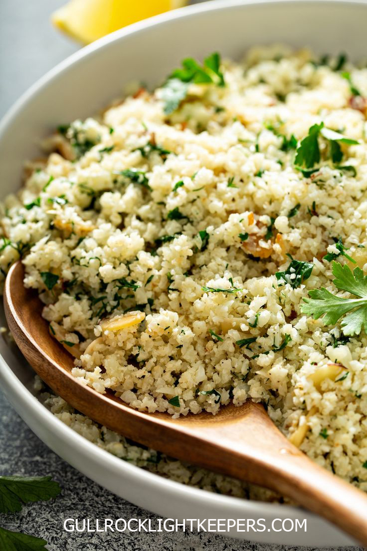 ข้าวกะหล่ำดอกกระเทียม Asiago เมนูคีโตโลว์คาร์บทำง่าย