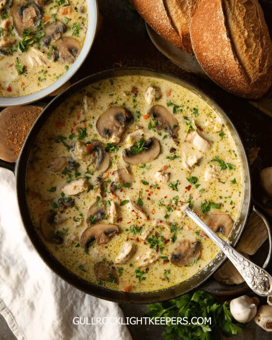 ซุปเห็ดและบร็อคโคลี่ Mushroom & Broccoli Soup